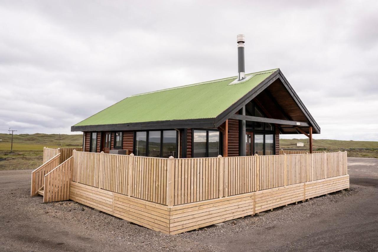 Black Beach Cottage Thorlakshofn Exterior photo
