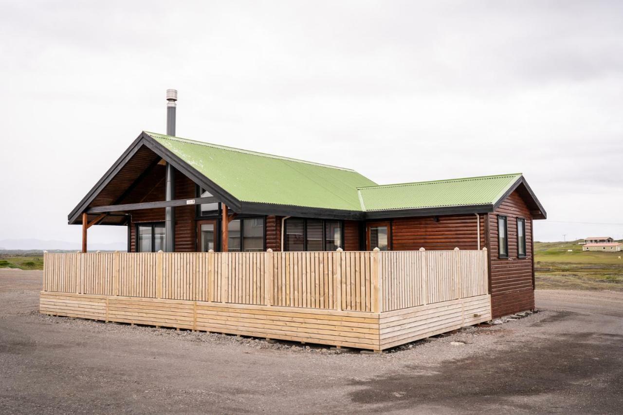 Black Beach Cottage Thorlakshofn Exterior photo